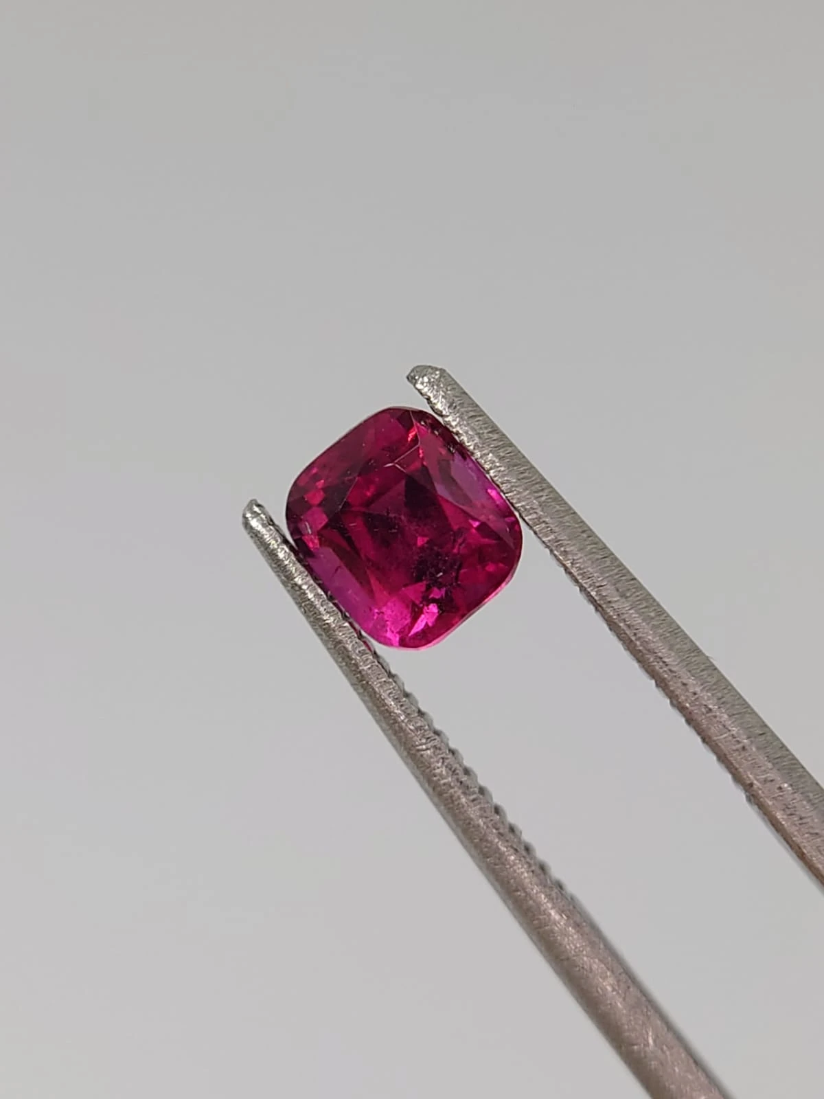0.98ct Natural Umbalite Garnet from Malawi — view 2